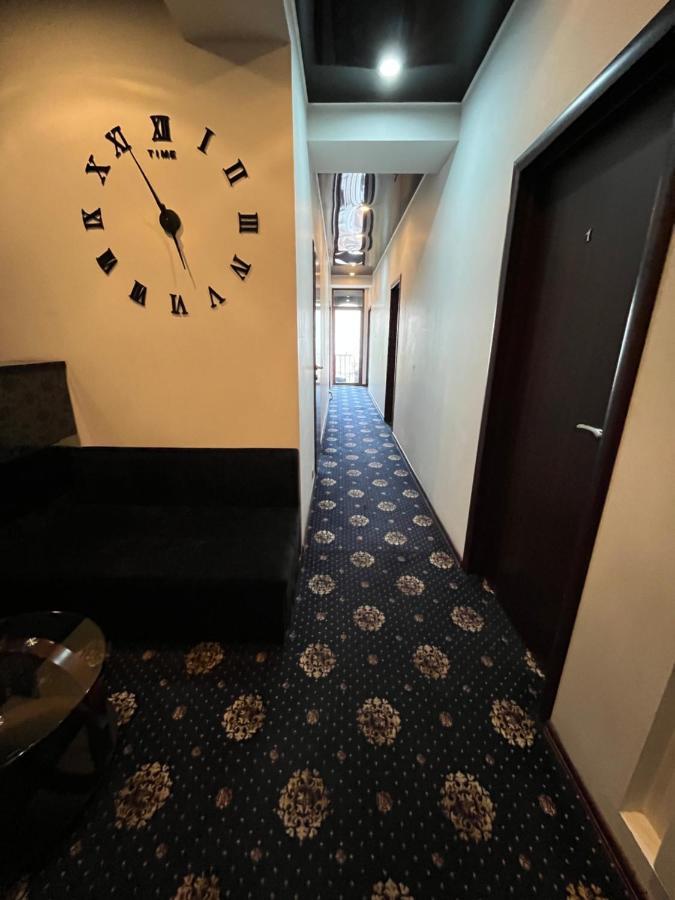 Hotel New Royal Tbilisi Exterior foto